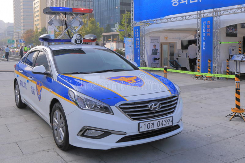 mobil polisi Korsel ilustrasi