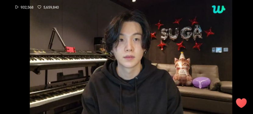Suga BTS Live di Weverse. Dok: tangkapan layar