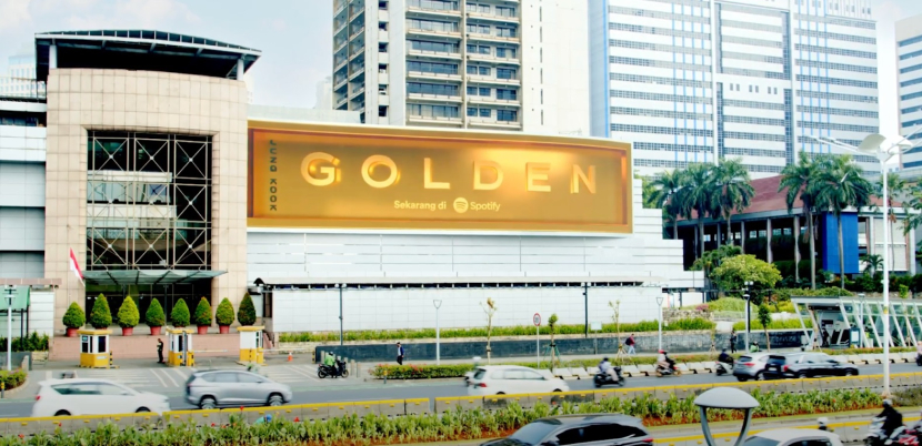 CGI cover album Jungkok di Ratu Plaza. Dok: Spotify